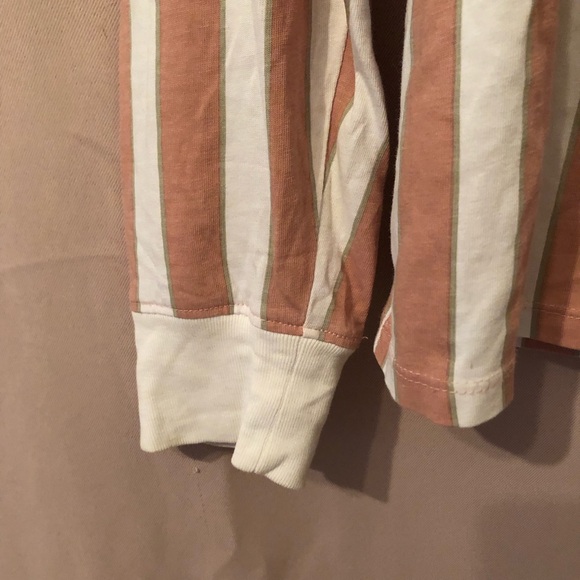 Guess pink and white stripped long sleeve size small - Picture 6 of 7